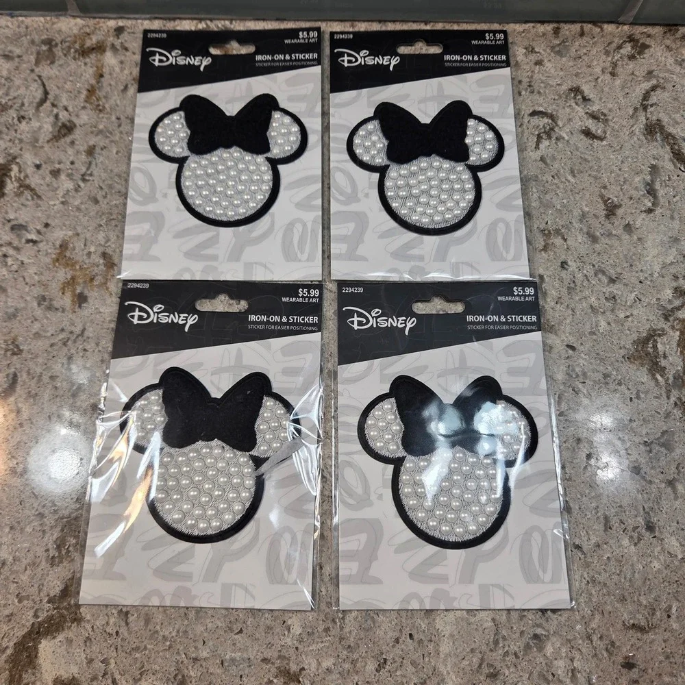 Disney Minnie Mouse Faux Pearl iron‎ on Patches 4 Pack Neon Tuesday 2294239